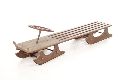 Großer alter lenkschlitten - großer,